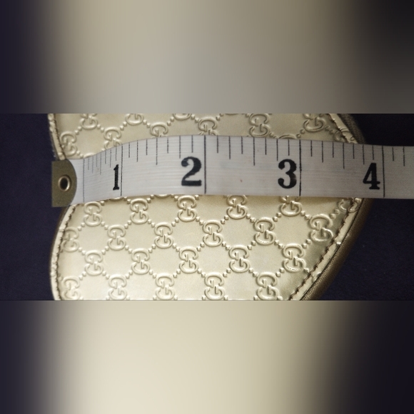 AUTHENTIC 💯% Gucci Heart Shape Coin Purse with Dust Bag - Picture 9 of 14
